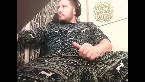 Snapshot of big_sele chatting on January 2025 04:00:02 AM bigbroly88 online show from January 2025 04:00:02 AM