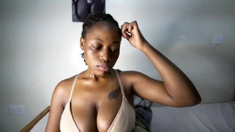 bigassmello_ online show from July 2026 07:20:02 PM
