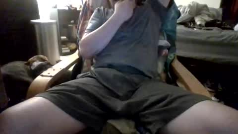 Snapshot of bigbagz2021 chatting on December 2025 03:37:02 AM BigBagz online show from December 2025 03:37:02 AM