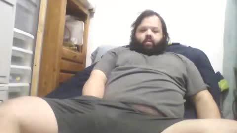 Snapshot of bigbear3287 chatting on January 2025 03:58:02 AM Liam online show from January 2025 03:58:02 AM