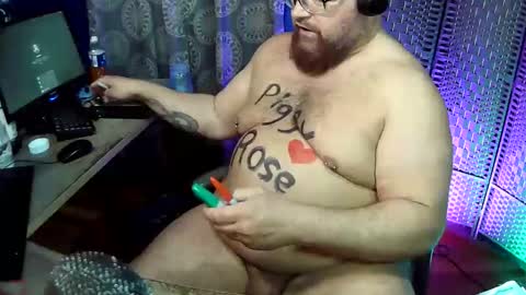 Snapshot of bigbear4cuddles chatting on April 2026 02:27:02 AM BigBear4Cuddles online show from April 2026 02:27:02 AM