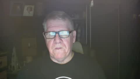 Snapshot of bigbeerdrinker1 chatting on December 2024 10:26:02 AM bigbeerdrinker online show from December 2024 10:26:02 AM