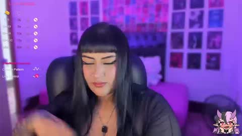 Snapshot of bigboobs_cloe chatting on September 2025 05:47:02 PM bigboobs cloe online show from September 2025 05:47:02 PM