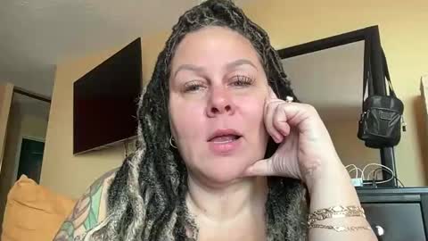 BIG BREAST SABRINA online show from May 2026 01:05:01 PM