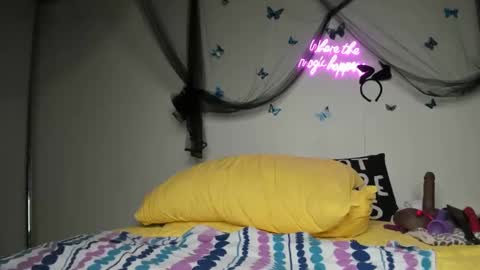 bigbuttsarena online show from February 2025 01:41:01 AM