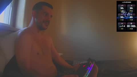 Jon - Im Straight online show from November 2025 08:42:01 PM