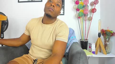 sexy muscle online show from January 2025 03:15:02 AM