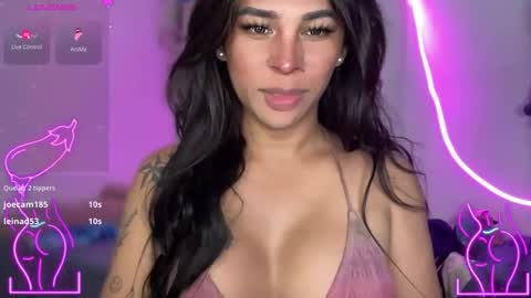 queen amanda online show from December 2025 04:09:01 AM