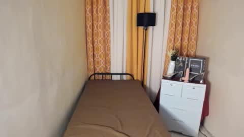 BABY LEXIE online show from March 2026 05:27:01 PM