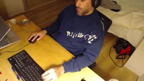 bigcok35spain online show from December 2025 06:48:02 PM