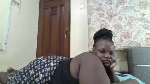 Snapshot of bigdarkass chatting on June 2026 02:16:02 AM VIOLET online show from June 2026 02:16:02 AM