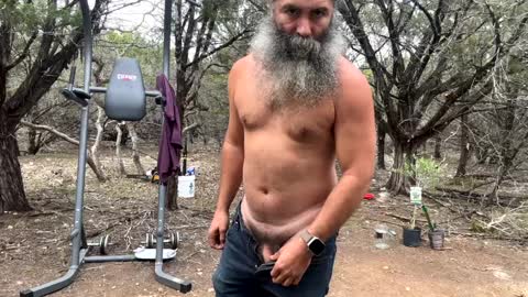 Snapshot of bigdickedbi chatting on December 2024 07:56:01 PM Bearded Dad online show from December 2024 07:56:01 PM