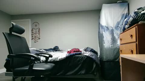 George Forest Dickyduby on all Socials online show from February 2025 05:56:01 AM