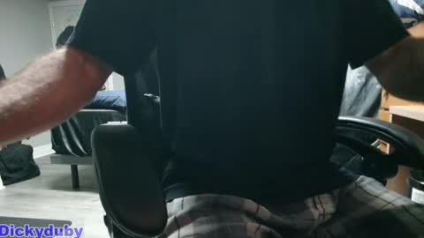 George Forest Dickyduby on all Socials online show from November 2025 01:38:02 AM