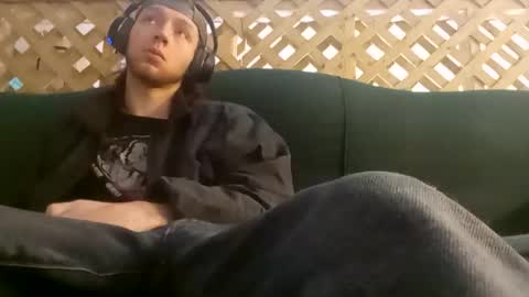 biggestboiiii online show from December 2025 03:09:02 PM