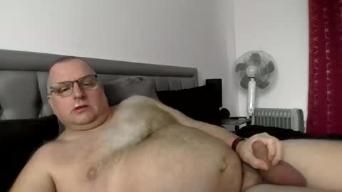 bigguy2014 online show from February 2026 11:28:01 AM