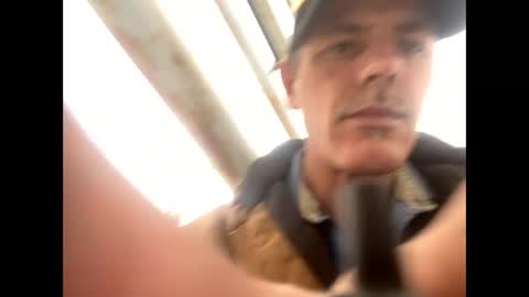 Snapshot of biggymemo69 chatting on December 2024 03:32:02 PM biggymemo69 online show from December 2024 03:32:02 PM