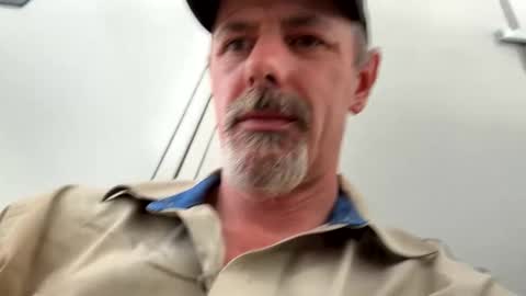 Snapshot of biggymemo69 chatting on December 2025 05:30:01 PM biggymemo69 online show from December 2025 05:30:01 PM