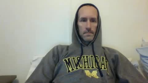 Snapshot of bighugemouthful chatting on March 2025 04:49:01 PM Chaz online show from March 2025 04:49:01 PM