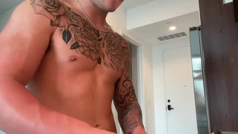 BIGJONNNNN online show from June 2026 08:12:02 PM