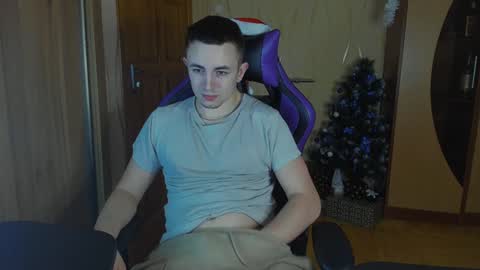 Snapshot of bigmark03 chatting on January 2025 01:31:01 PM BigMark03 online show from January 2025 01:31:01 PM