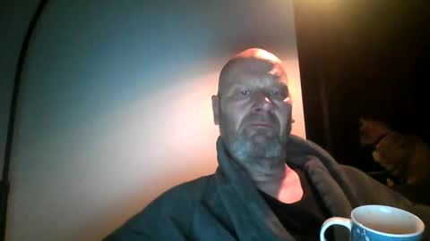 Snapshot of bigmike3339 chatting on December 2024 05:44:01 AM bigmike3339 online show from December 2024 05:44:01 AM
