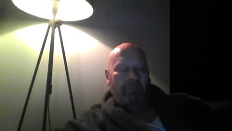 Snapshot of bigmike3339 chatting on February 2025 05:41:01 AM bigmike3339 online show from February 2025 05:41:01 AM