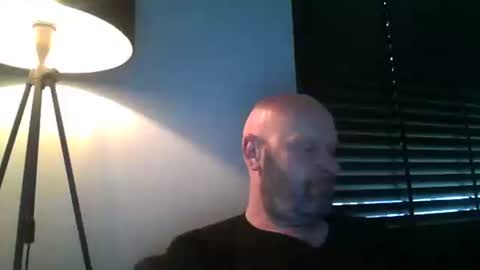 Snapshot of bigmike3339 chatting on March 2025 07:38:02 AM bigmike3339 online show from March 2025 07:38:02 AM