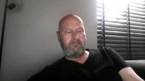 Snapshot of bigmike3339 chatting on September 2025 07:32:01 AM bigmike3339 online show from September 2025 07:32:01 AM