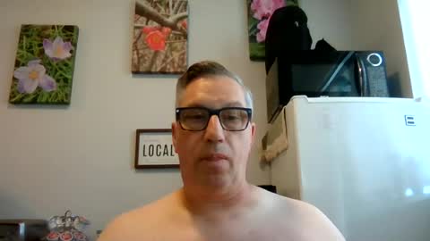 bignhard_69_ online show from June 2026 05:35:02 PM
