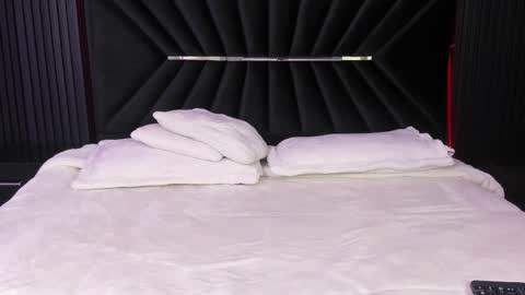 Zayra online show from September 2025 07:10:02 AM