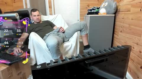 Snapshot of bigsshark chatting on December 2025 10:20:01 AM bigsshark online show from December 2025 10:20:01 AM