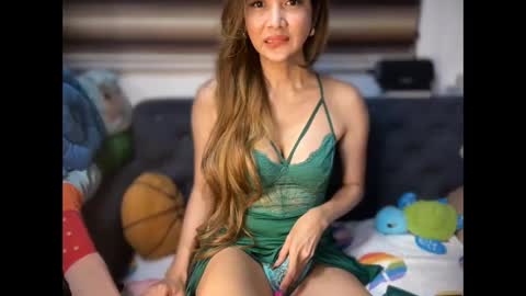 Yna     online show from April 2026 08:12:02 PM