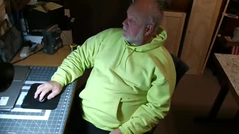 Snapshot of bigthump9999 chatting on December 2024 04:59:02 PM bigthump9999 online show from December 2024 04:59:02 PM