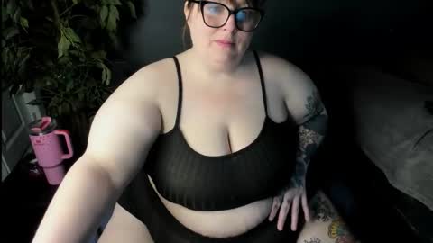 bigtittybbw online show from February 2026 04:19:01 PM