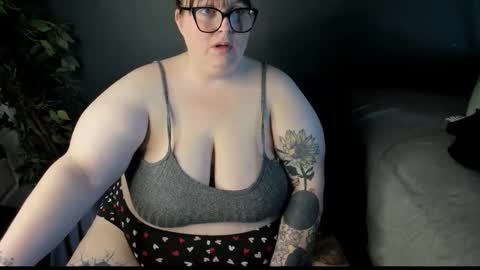 bigtittybbw online show from February 2026 05:58:01 PM