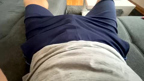 bigwhitecock_1989 online show from December 2024 09:13:01 AM