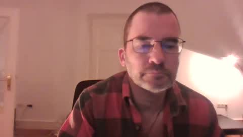 Snapshot of bikertom1988 chatting on February 2025 01:13:02 AM bikertom1988 online show from February 2025 01:13:02 AM