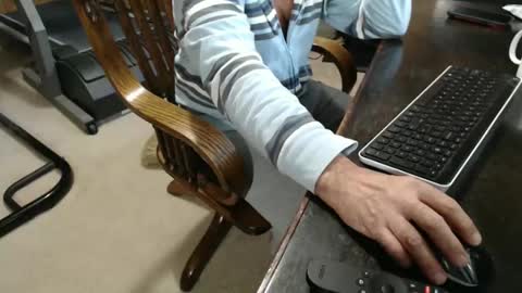 Snapshot of billy471 chatting on December 2024 05:33:02 PM billy471 online show from December 2024 05:33:02 PM