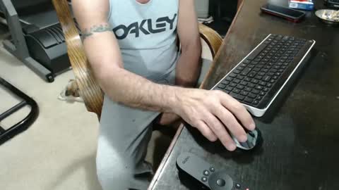 Snapshot of billy471 chatting on December 2024 08:27:01 PM billy471 online show from December 2024 08:27:01 PM