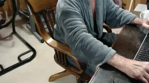 Snapshot of billy471 chatting on December 2025 11:37:01 AM billy471 online show from December 2025 11:37:01 AM