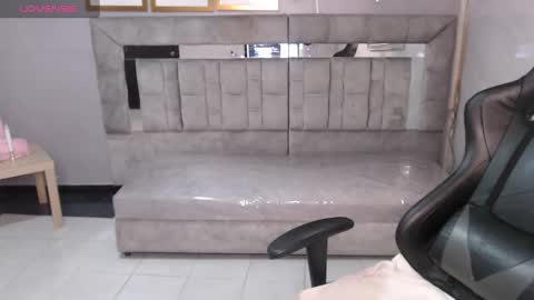 Snapshot of bily_takure_v chatting on October 2025 08:50:02 PM Live 1000pm 600am COLOMBIAN HOUR online show from October 2025 08:50:02 PM