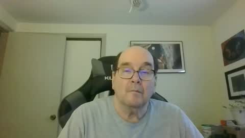 Snapshot of bink195234 chatting on January 2025 06:54:02 PM Bink195234 online show from January 2025 06:54:02 PM