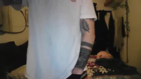 bird_0f_hermes online show from January 2026 04:11:02 PM