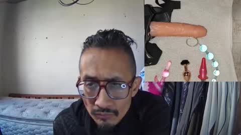 Manu O online show from December 2025 06:37:02 PM