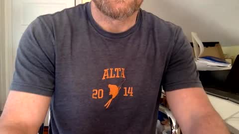 Snapshot of bisonbar chatting on January 2025 03:11:01 PM BisonBar online show from January 2025 03:11:01 PM