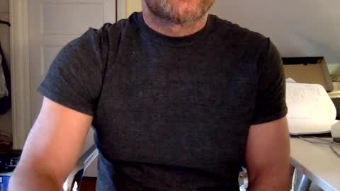 Snapshot of bisonbar chatting on February 2025 07:06:02 PM BisonBar online show from February 2025 07:06:02 PM