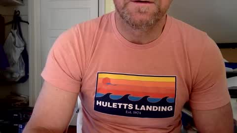 Snapshot of bisonbar chatting on February 2025 04:13:02 PM BisonBar online show from February 2025 04:13:02 PM