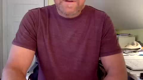 Snapshot of bisonbar chatting on October 2025 04:20:02 PM BisonBar online show from October 2025 04:20:02 PM