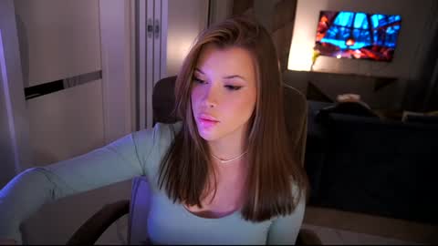 Ann Braslowsky online show from November 2025 12:36:01 AM